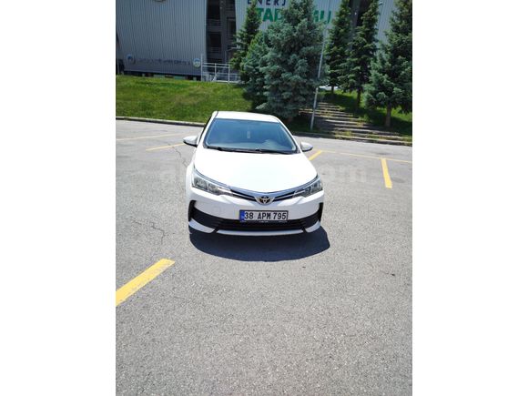 Sahibinden Toyota Corolla 1.33 Life 2017 Model