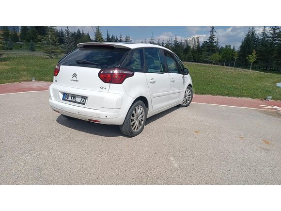 Sahibinden Citroen C4 Picasso 1.6 e-HDi Dynamic 2012 Model