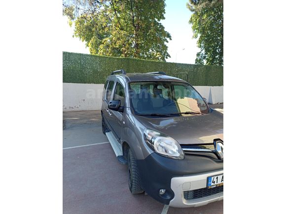 Sahibinden Renault Kangoo Multix 1.5 dCi Extreme 2017 Model