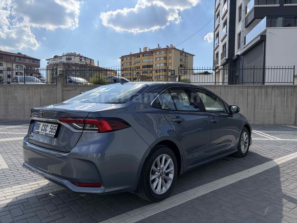 Sahibinden Toyota Corolla 1.5 Dream 2021 Model 