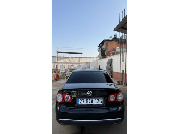 Memurdan Temiz Düşük km Değişensiz Jetta
