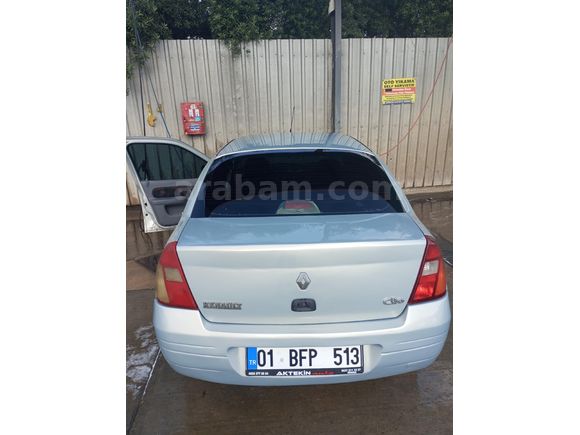 Sahibinden Renault Clio 1.4 RNA 2000 Model