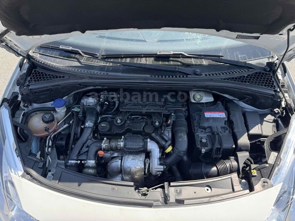 Temiz 2015 Cam Tavan Citroen C3 1.4 e-HDi Confort 