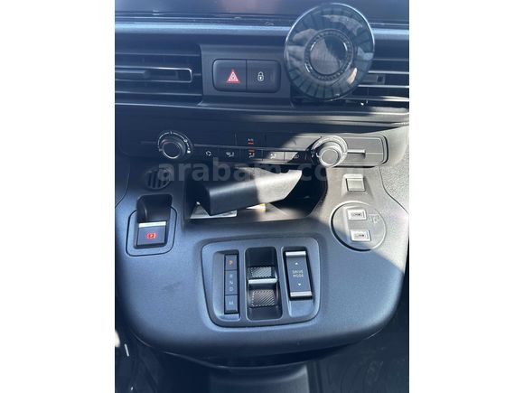 Sahibinden Citroen Berlingo 1.5 BlueHDI 2025 Model 