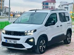 Sahibinden Peugeot Rifter 1.5 BlueHDI GT 2025 Model 