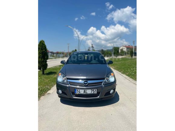 Sahibinden Opel Astra 1.3 CDTI Enjoy 111.Yıl 2011 Model  250.000 km Füme