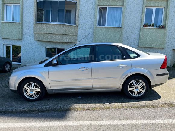 Sahibinden Ford Focus 1.6 Ghia 2007 Model