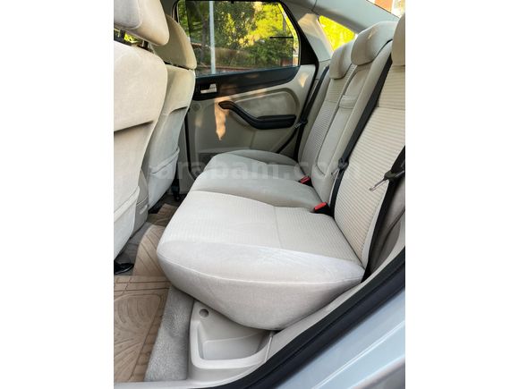 Sahibinden Ford Focus 1.6 Ghia 2007 Model