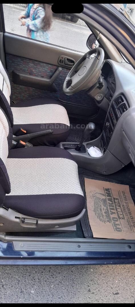 Sahibinden Suzuki Swift 1.3 GLX 2000 Model İstanbul 133.000 km Lacivert 4