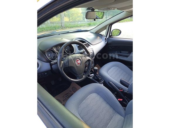 Sahibinden Fiat Linea 1.3 Multijet Easy YENİ GÖĞÜS KAYITSIZ