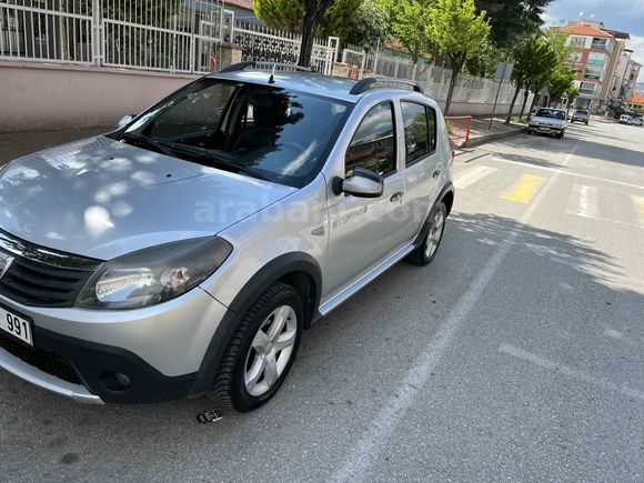 Sahibinden Dacia Sandero 1.5 dCi Stepway 2010 Model 