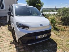 Sahibinden Toyota Proace City 1.5 D Flame X-Pack 2025 Model