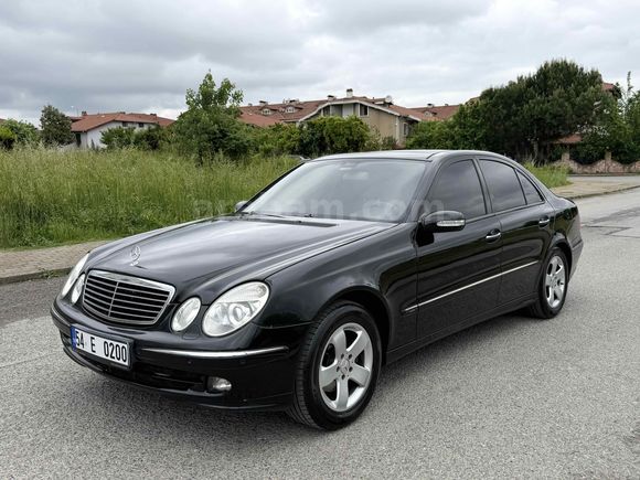 2006 MODEL ÖZEL PLAKALI E200 KOMPRESSOR AVANGARDE MERCEDES