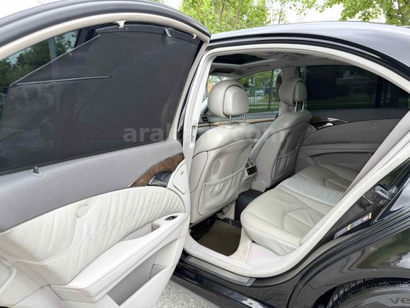 2006 MODEL ÖZEL PLAKALI E200 KOMPRESSOR AVANGARDE MERCEDES