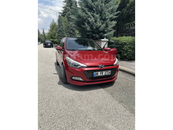 Sahibinden Hyundai i20 1.4 MPI Style 2015 Model 