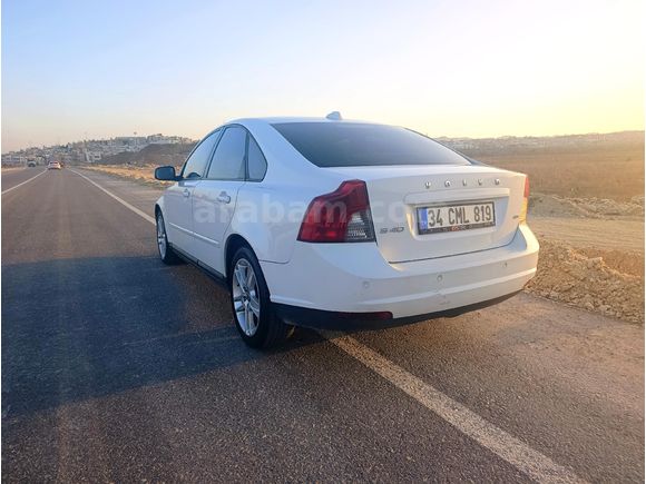Sahibinden Volvo S40 1.6 D 2009 Model  330.000 km Beyaz