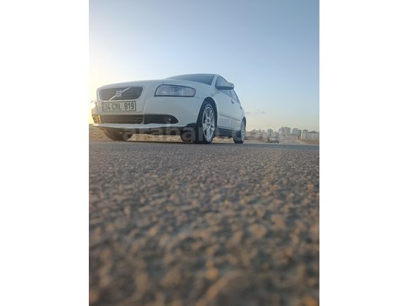 Sahibinden Volvo S40 1.6 D 2009 Model  330.000 km Beyaz