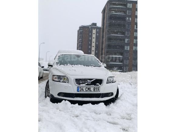 Sahibinden Volvo S40 1.6 D 2009 Model  330.000 km Beyaz
