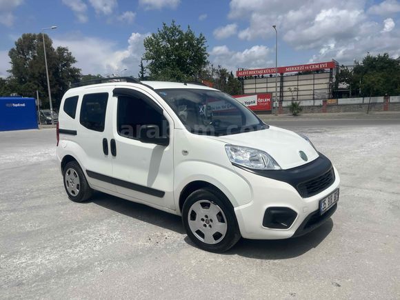 Sahibinden Fiat Fiorino Combi 1.3 Multijet Pop 2017 Model  214.000 km Beyaz