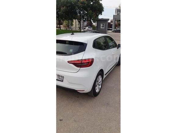 Sahibinden Renault Clio 1.0 SCe Joy 2021 Model