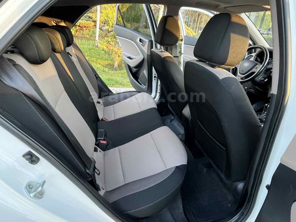 CAM TAVANLI  120.000kmde HATASIZ i20