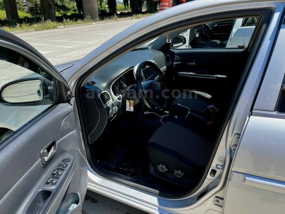 Sahibinden Hyundai Accent Era 1.4 Team 2010 Model 