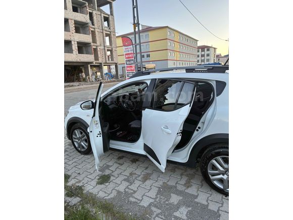 Sahibinden Dacia Sandero Stepway 1.0 Tce Prestige 2021 Model  129.000 km Beyaz