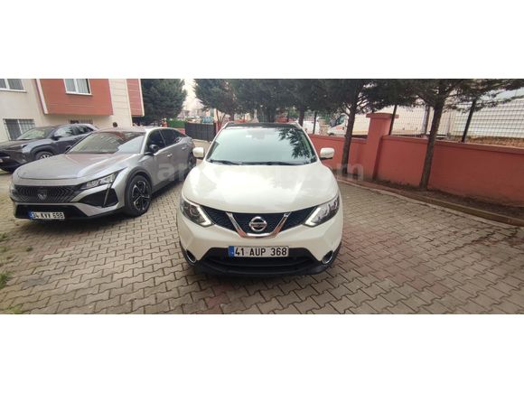 Sahibinden Nissan Qashqai 1.6 dCi Platinum 2014 Model