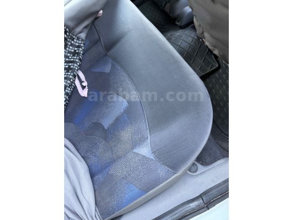 Sahibinden Renault Clio 1.4 RTA 2001 Model 
