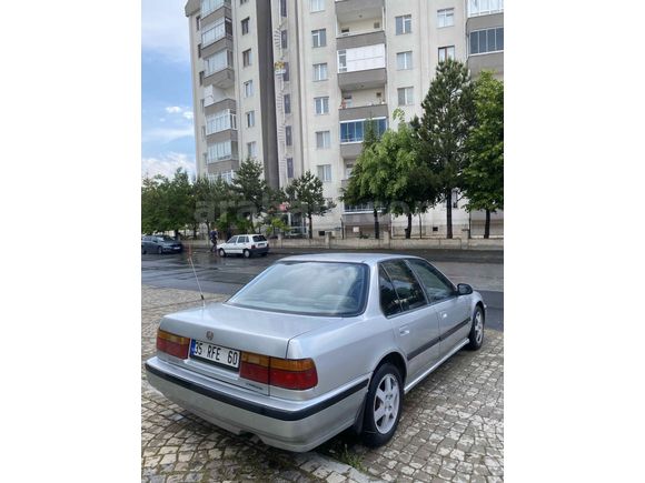 Sahibinden Honda Accord 2.0 EX 1990 Model 