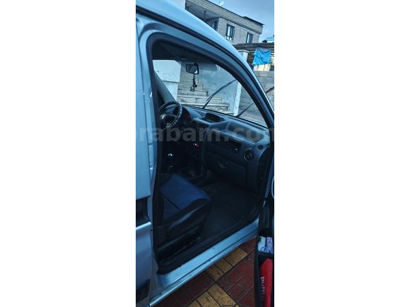 Sahibinden Peugeot Partner 1.9 D 2003 Model