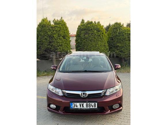 Sahibinden Honda Civic 1.6i VTEC Elegance 2012 Model
