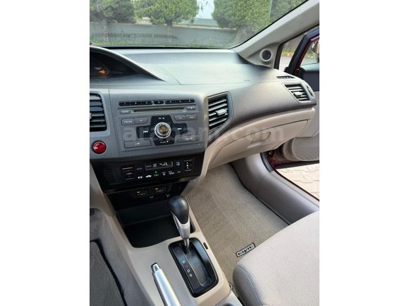 Sahibinden Honda Civic 1.6i VTEC Elegance 2012 Model