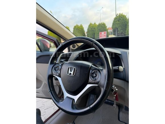 Sahibinden Honda Civic 1.6i VTEC Elegance 2012 Model