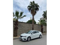 Sahibinden Renault Megane 1.3 TCe Joy 2021 Model İzmir 167.000 km Beyaz