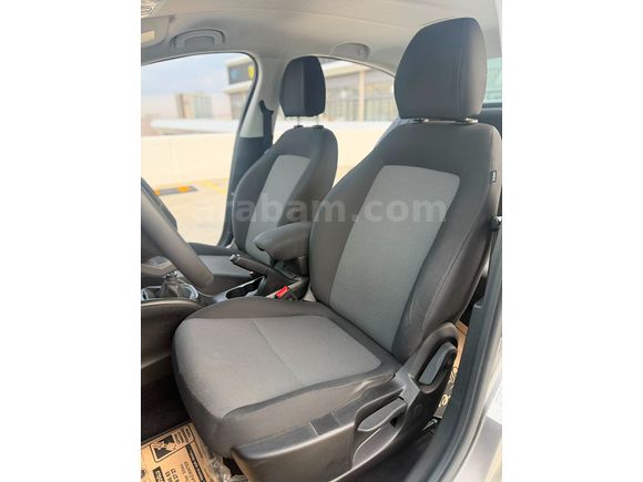 2025 FİAT EGEA 1.4 FİRE EASY PLUS 26 BİN'DE SIFIR TADINDA +