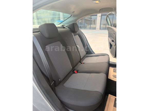 2025 FİAT EGEA 1.4 FİRE EASY PLUS 26 BİN'DE SIFIR TADINDA +