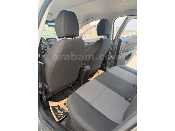 2025 FİAT EGEA 1.4 FİRE EASY PLUS 26 BİN'DE SIFIR TADINDA +