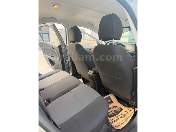 2025 FİAT EGEA 1.4 FİRE EASY PLUS 26 BİN'DE SIFIR TADINDA +