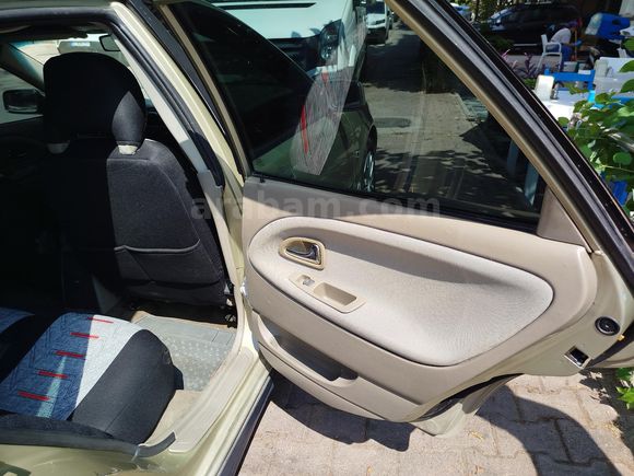 Sahibinden Volvo S40 1.8 2001 Model  3.000 km Bej