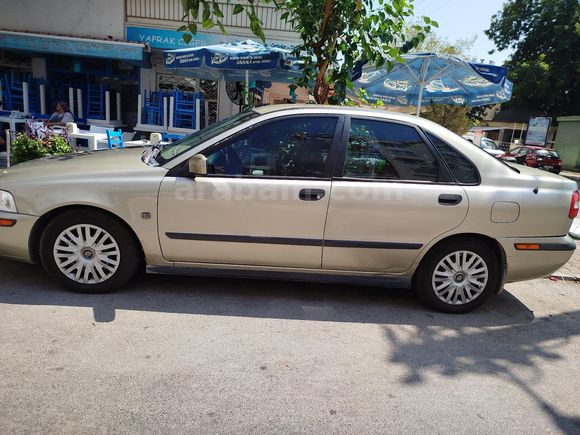 Sahibinden Volvo S40 1.8 2001 Model  3.000 km Bej