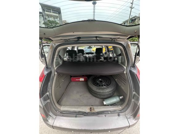 Sahibinden Renault Scenic 1.6 Privilege 2004 Model 