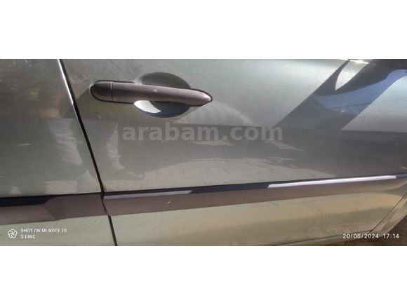 Acil Megane 2  2008