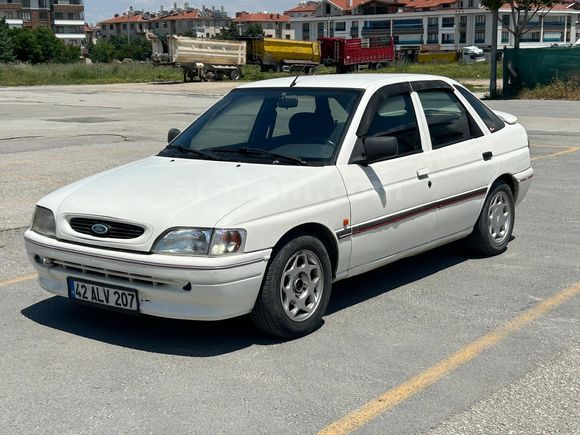 Sahibinden Ford Escort 1.6 CLX 1995 Model