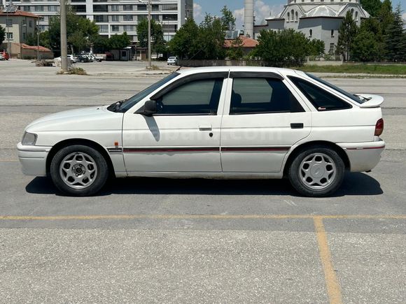 Sahibinden Ford Escort 1.6 CLX 1995 Model