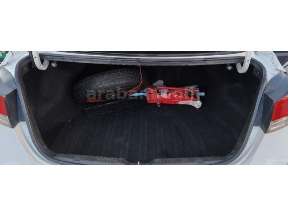 Sahibinden Hyundai Elantra 1.6 D-CVVT Mode 2011 Model