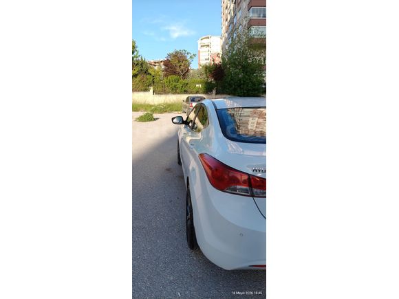 Sahibinden Hyundai Elantra 1.6 D-CVVT Mode 2011 Model