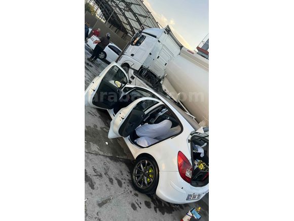  Opel Corsa 1.3 CDTI Essentia 2012 Model Beyaz