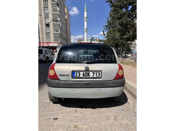 Sahibinden Renault Clio 1.4 RTA 2000 Model 