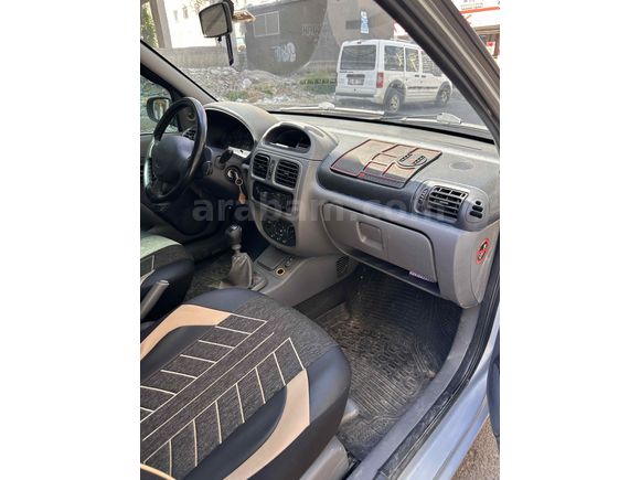 Sahibinden Renault Clio 1.4 RTA 2000 Model 